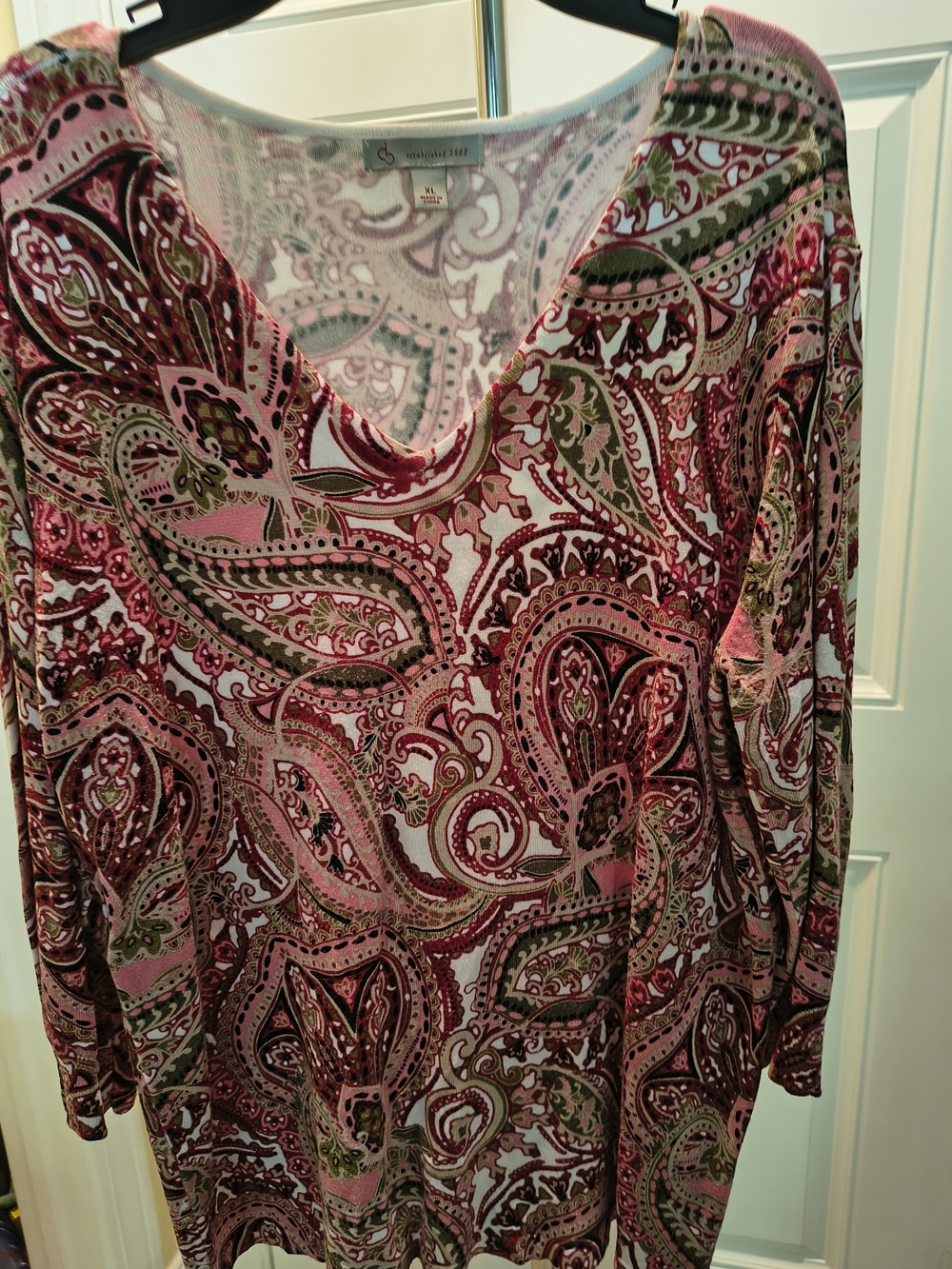Sag Harbor Pink & Olive Paisley V-Neck Long Sleeve Tunic